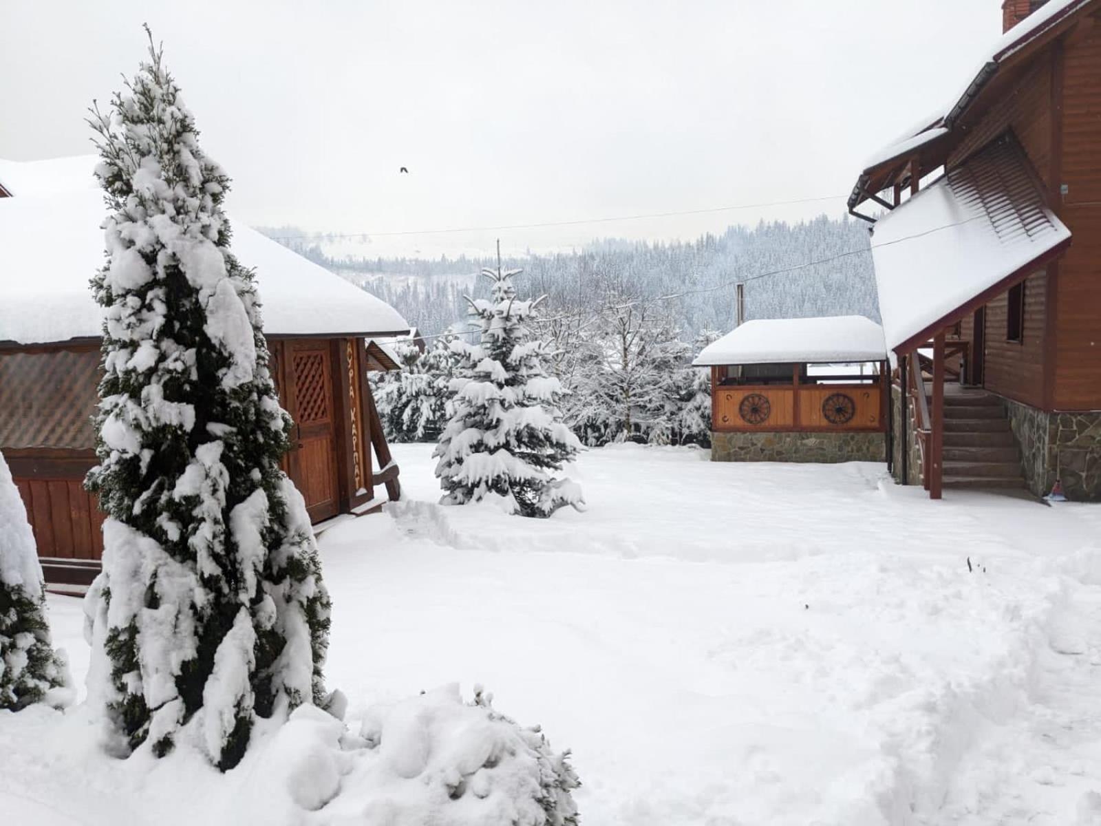 Hotel Aura Karpat Bukovel Exterior foto