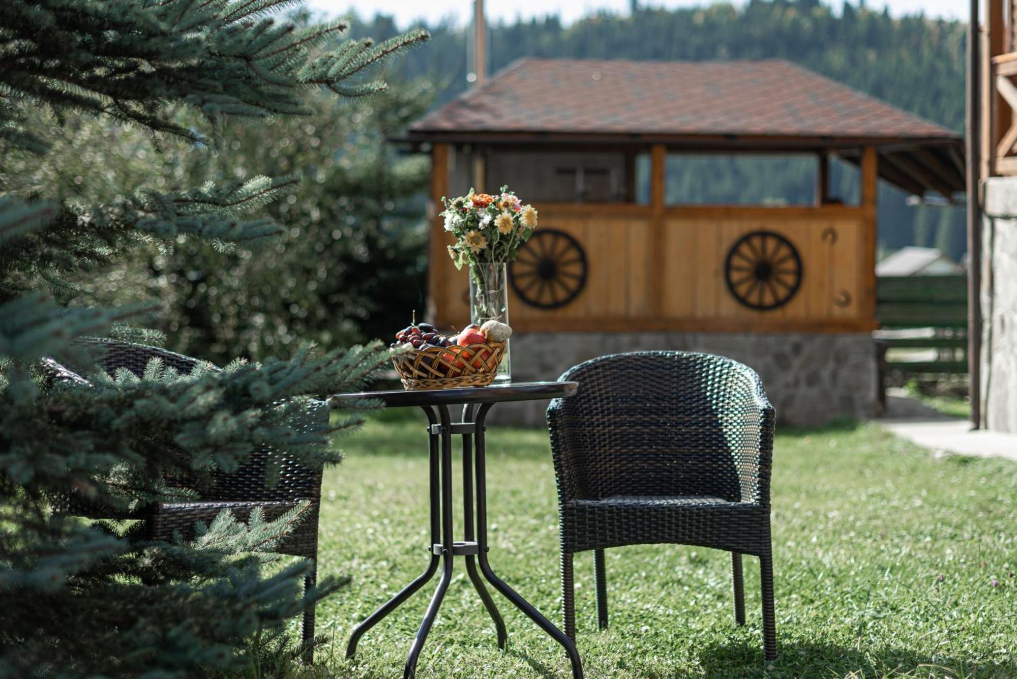 Hotel Aura Karpat Bukovel Exterior foto